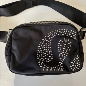 Lululemon Athletica Studded Belt Bag 1L Great Condition